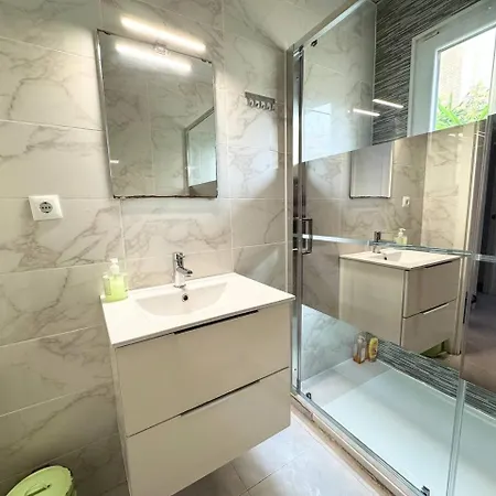 Apartsalou Pepa Apartment