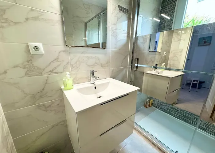 Apartsalou Pepa شقة سالو